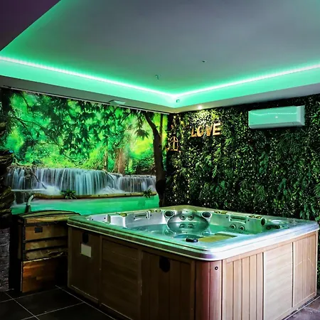 Apartment La Jungle De Zoe - Nuit Insolite A 15min De Caen