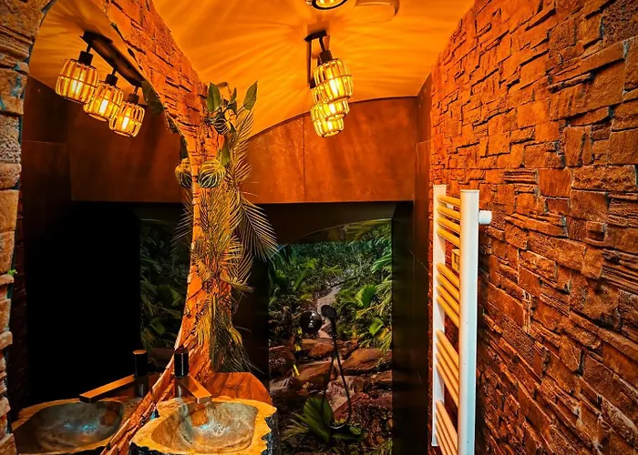 דירה La Jungle De Zoe - Nuit Insolite A 15min De Caen *